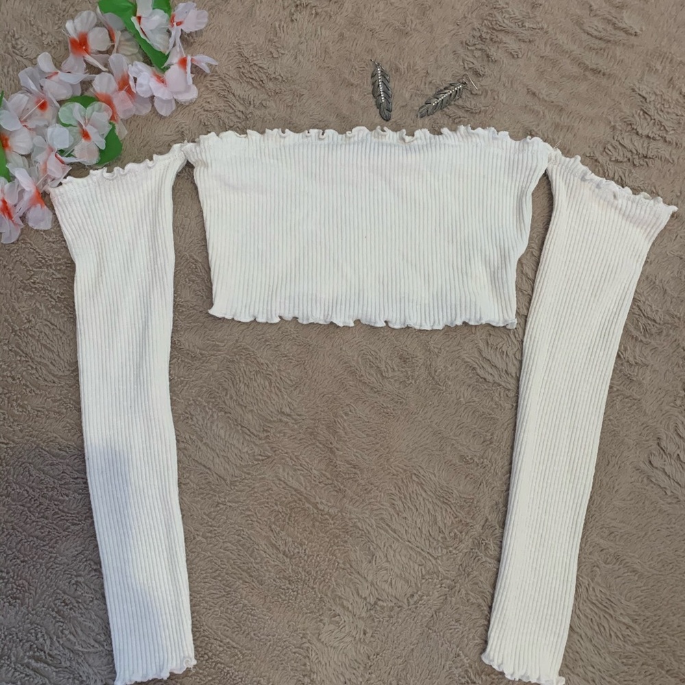 Off the Shoulder Crop Top